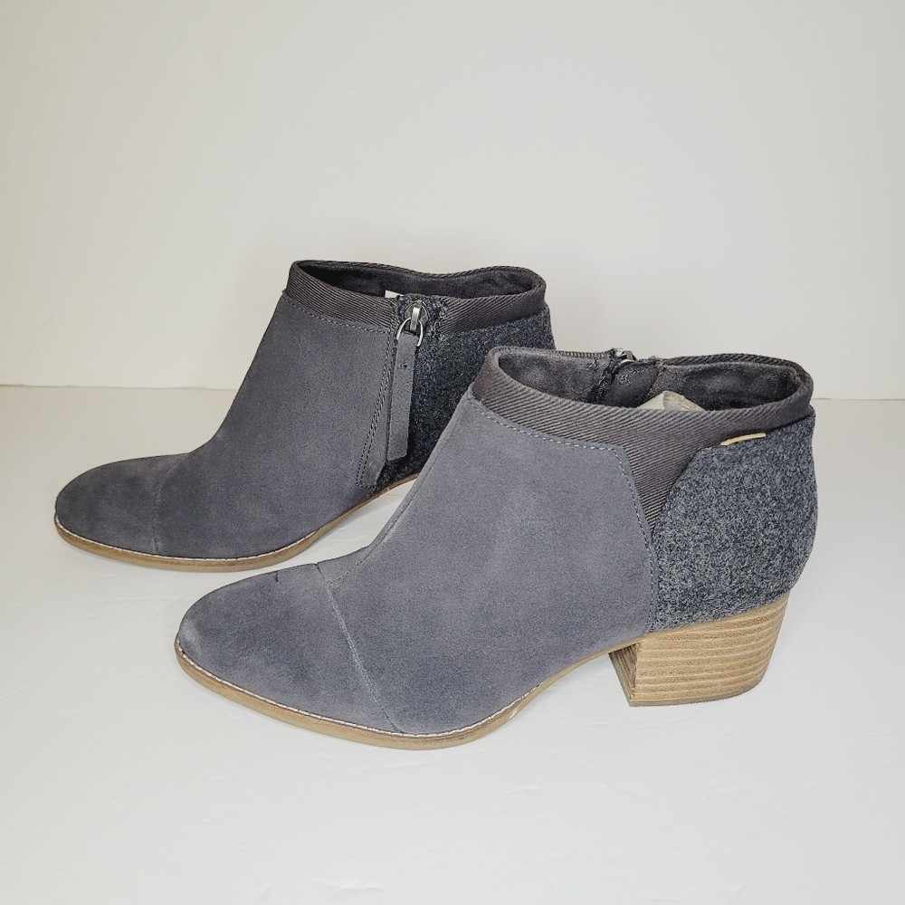 Toms Boots Womens 7.5 Loren Ankle Booties Heels Gray Suede Fall Side Zipper Cute